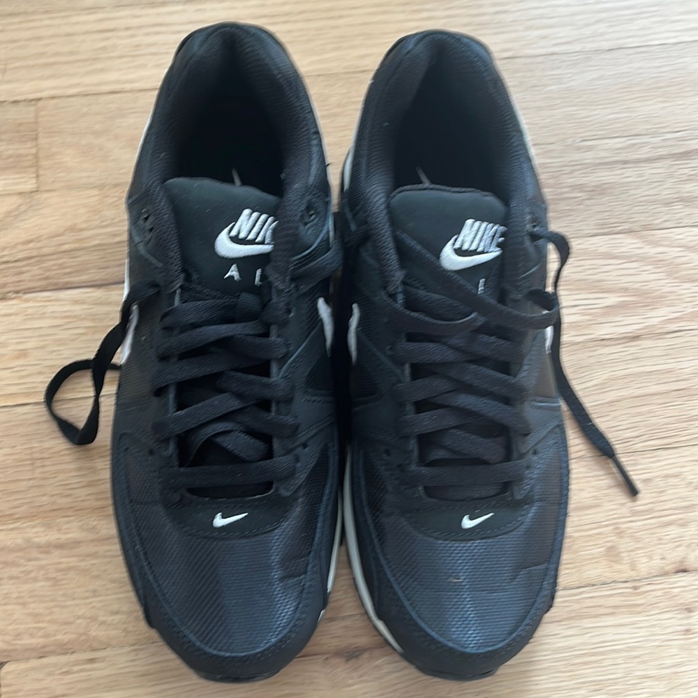 Nike Women’s Air Max